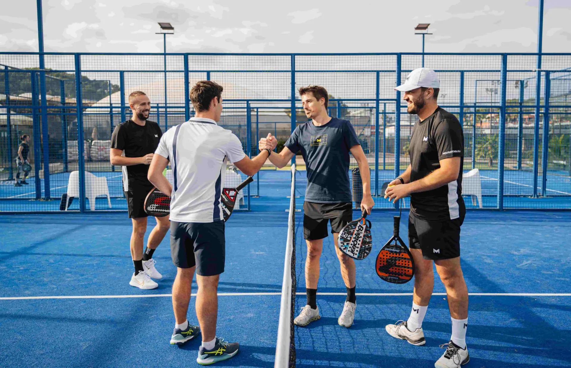 Partie de padel au Mouratoglou Country Club